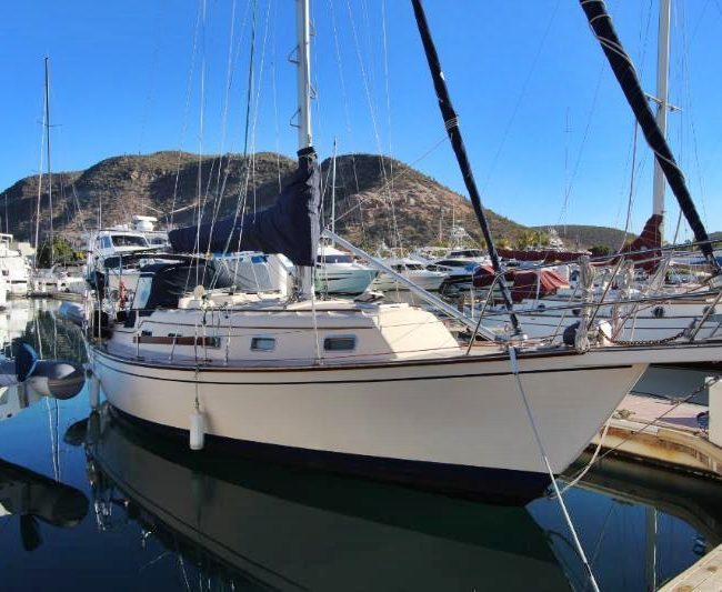 004_1990-Island-Packet-32