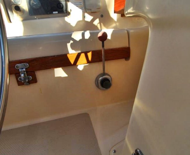 027_1990-Island-Packet-32