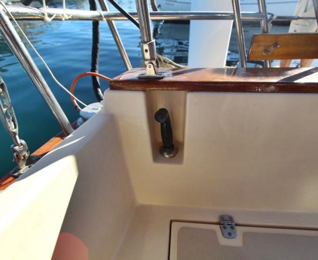 029_1990-Island-Packet-32