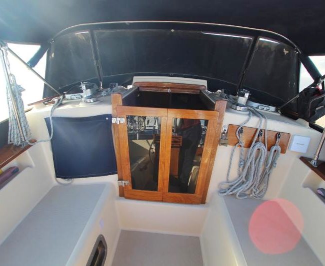 032_1990-Island-Packet-32