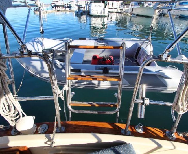 033_1990-Island-Packet-32