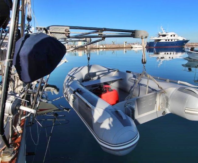 035_1990-Island-Packet-32