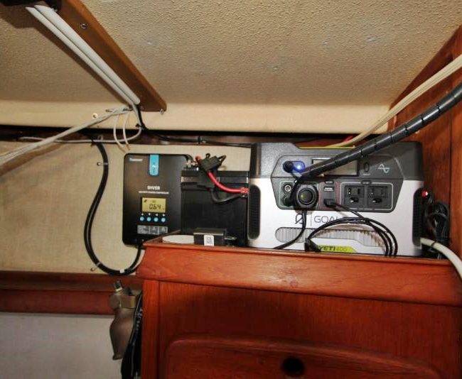 043_1990-Island-Packet-32