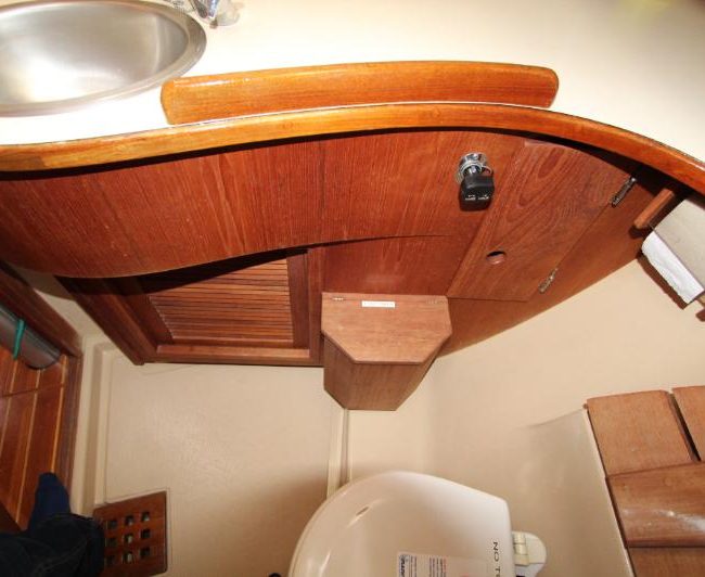 054_1990-Island-Packet-32