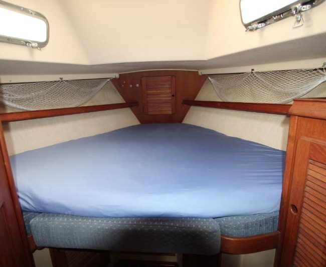 055_1990-Island-Packet-32