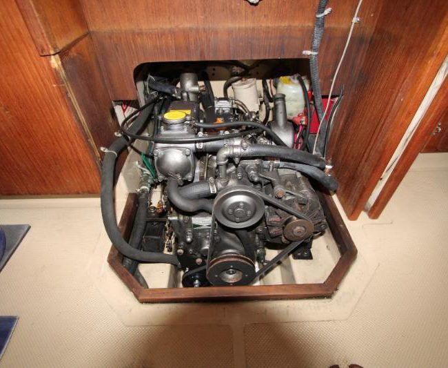 058_1990-Island-Packet-32