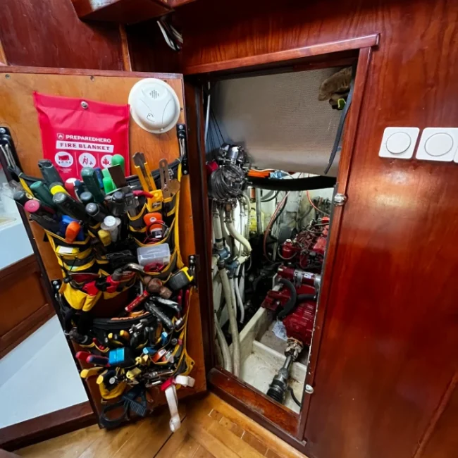 082_1988-2007-Cooper-Maple-Leaf-45-for-sale_blueyonderyachts
