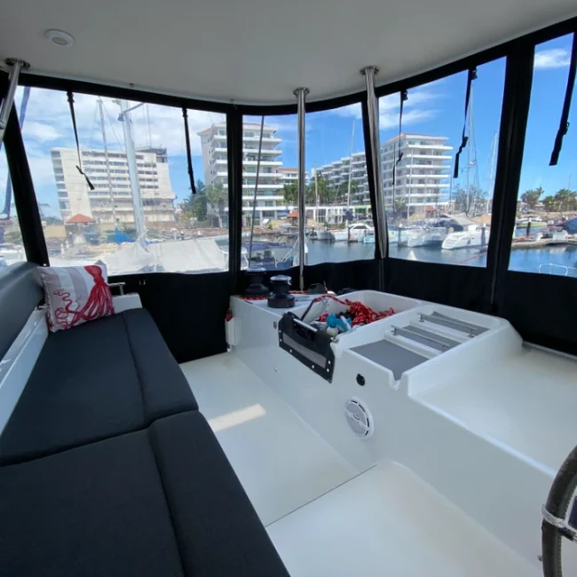 095_best-2016-lagoon-450f-flybridge-for-sale-in-mexico