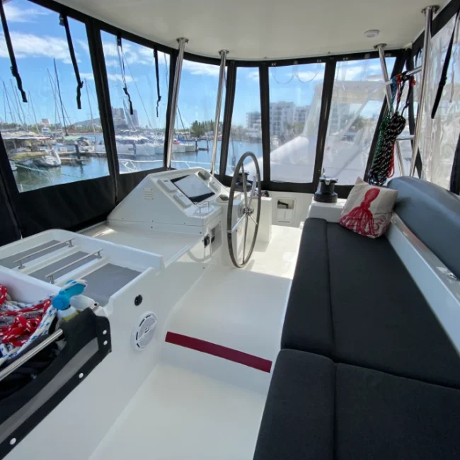 099_best-2016-lagoon-450f-flybridge-for-sale-in-mexico