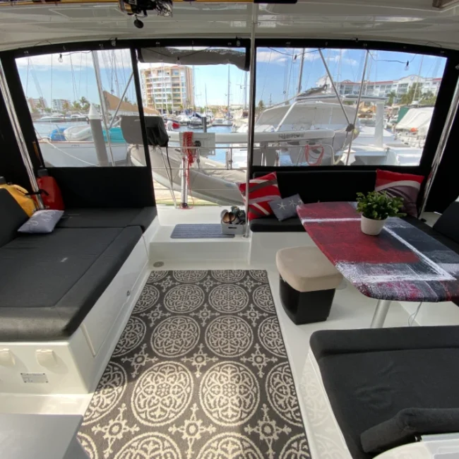 108_best-2016-lagoon-450f-cockpit-for-sale-in-mexico