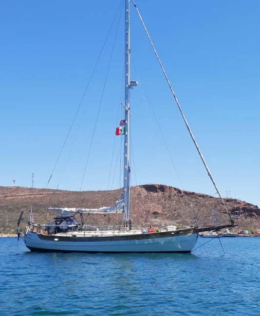 002_1980-hans-christian-38-mkii_blueyonderyachts