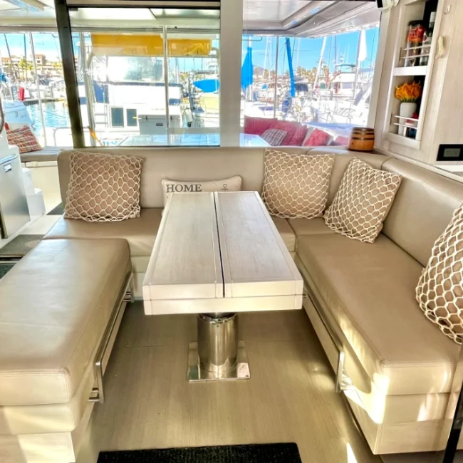 074_2018-leopard-45-aquanimity_blueyonderyachts