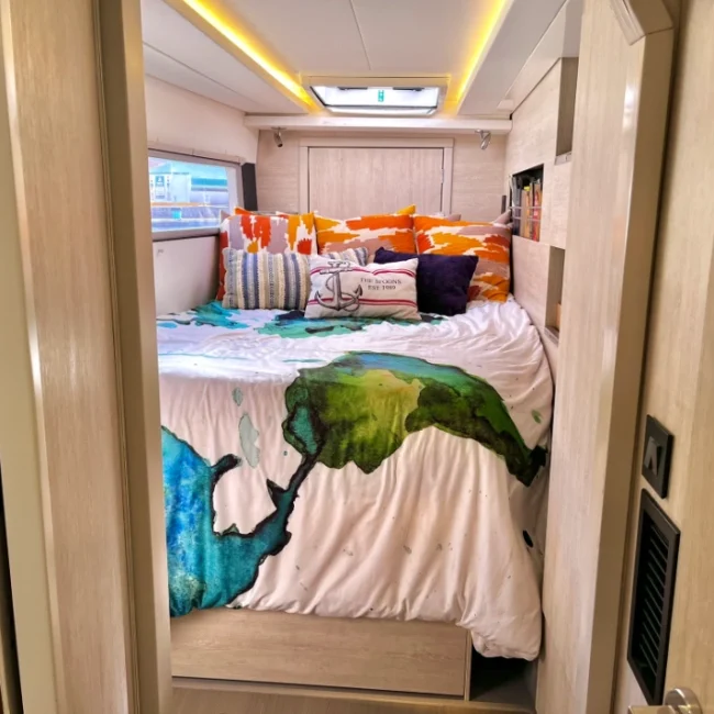 107_2018-leopard-45-aquanimity_blueyonderyachts