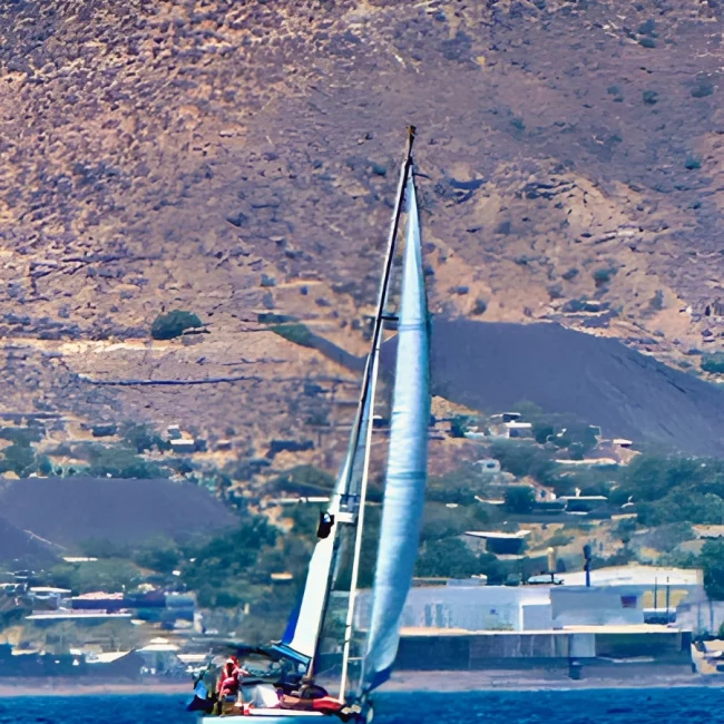 009_1979-kelly-peterson-44_blueyonderyachts
